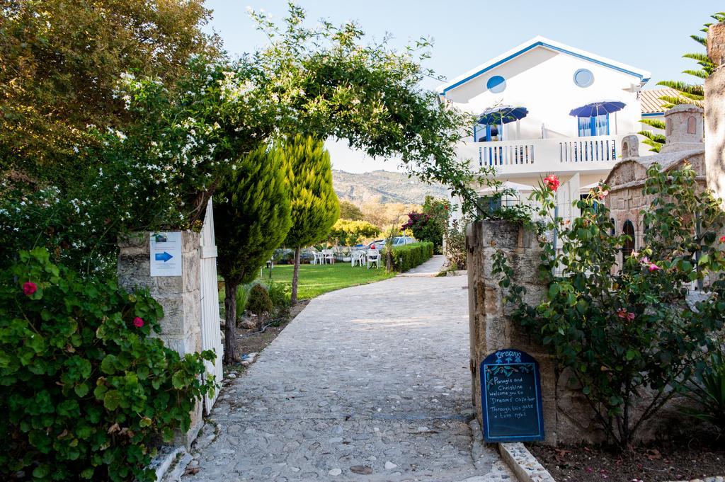 Dreams Apartments - Katelios,Santa Barbara Beach Exterior photo